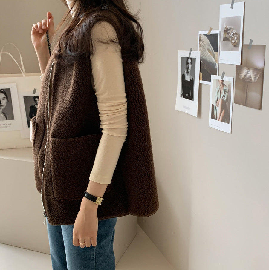 VELLENE™ Lamb Wool Vest Jacket – Timeless Elegance
